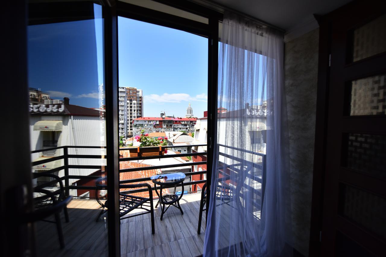 Hotel Phaliashvili Batumi Kültér fotó