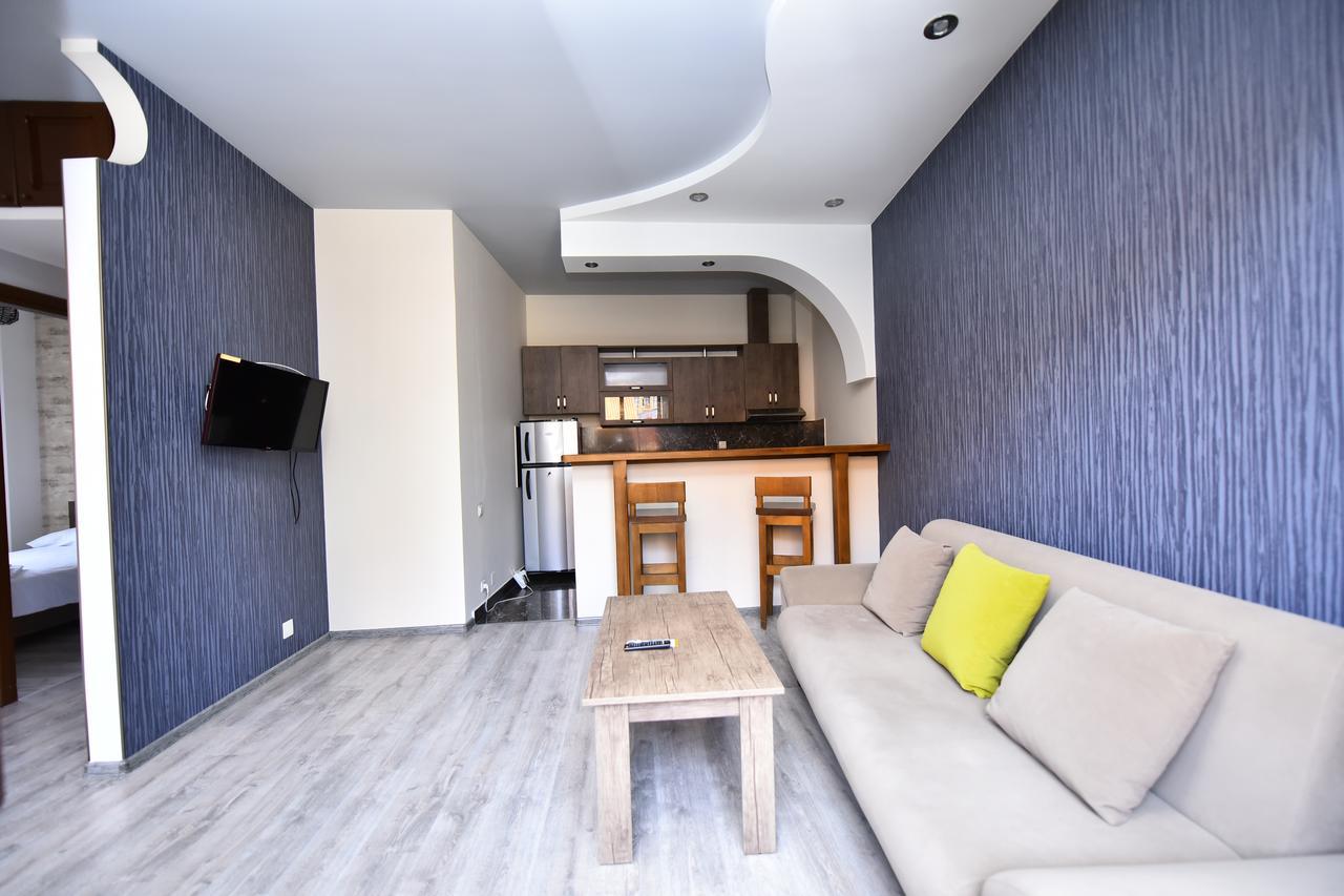 Hotel Phaliashvili Batumi Kültér fotó